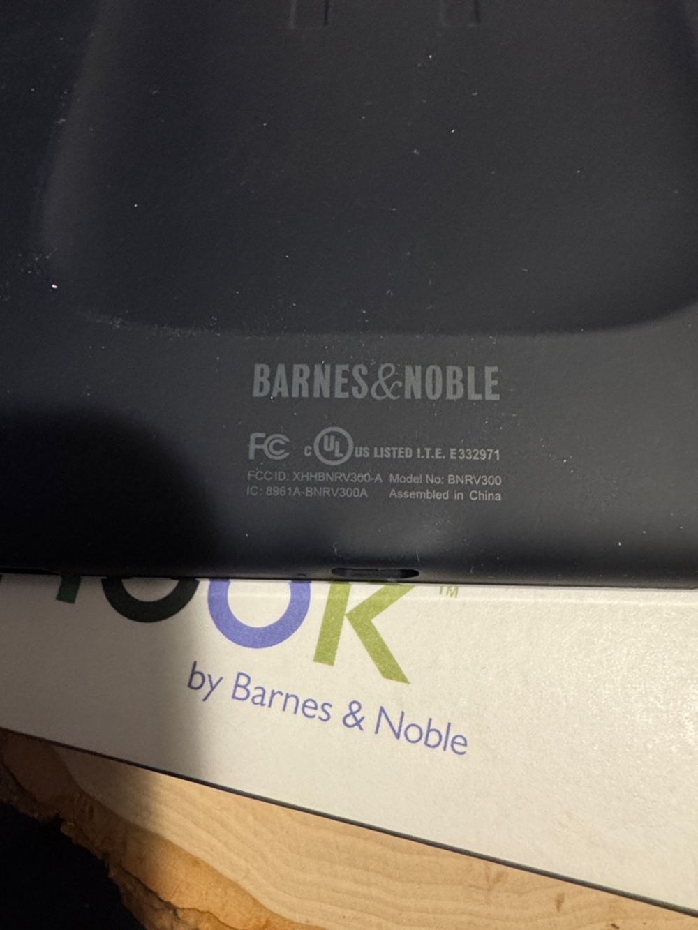 Brand new Nook tabled for reading - Picture 5 of 5